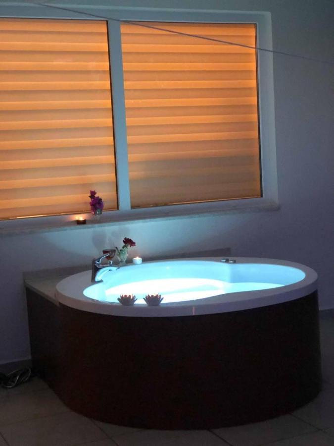 Babylon Luxury With Private Pool And Indoor Heated Pool